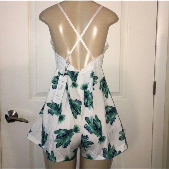 Floral Romper - Picture 3 of 3